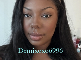 Demixoxo6996