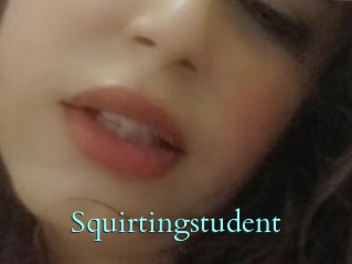 Squirtingstudent
